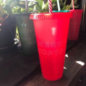 Starbucks cold cup + FREE GIFT